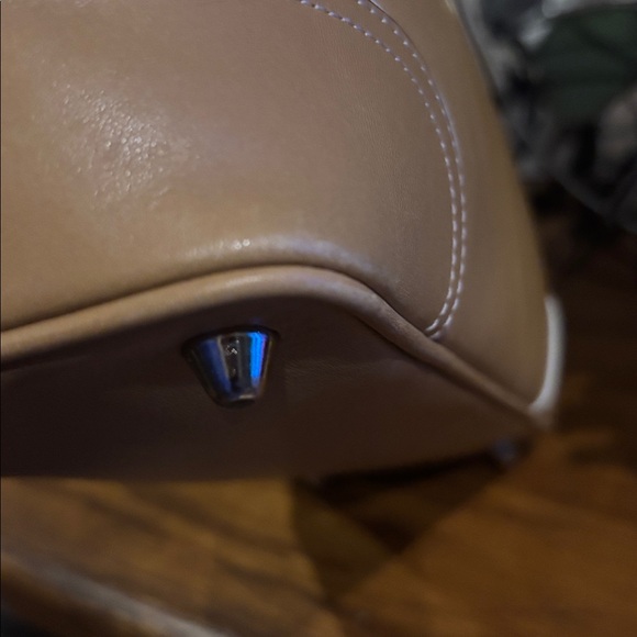 Vintage COACH Tan Soho Leather Buckle Shoulder Bag - Picture 8 of 11